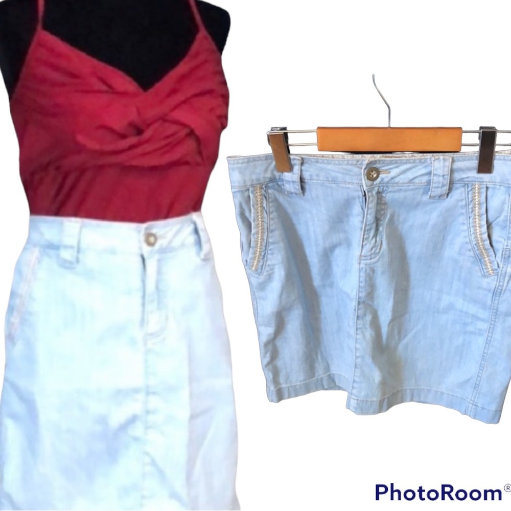 TRISTAN faded jean skirt size 4